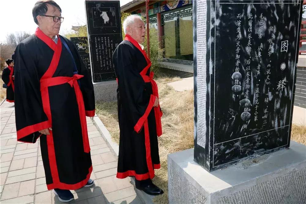 探索广东的未来，新澳门与香港正版免费的发展之路与广东释义的落实