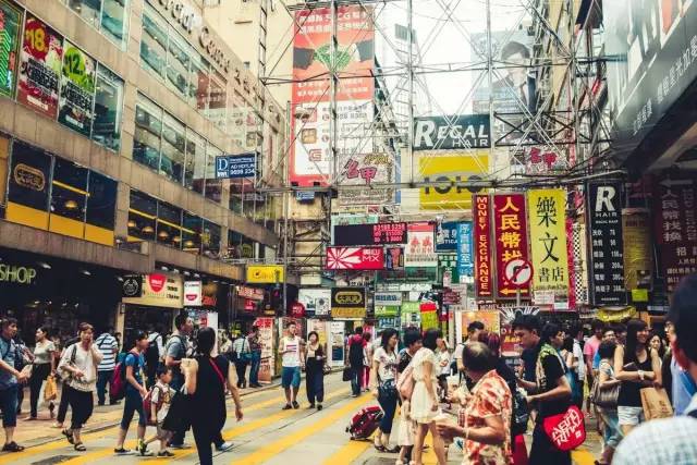 新澳商场今晚9点30分的开门情况解析、解释与落幕
